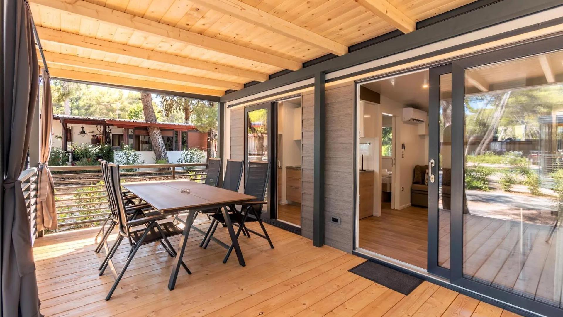 Village de vacances Mobile Homes & Bungalows Ljutic Biograd Na Moru