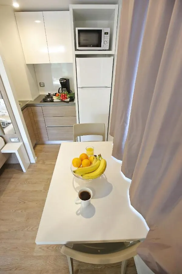 Mobile Homes & Bungalows Ljutic ビオグラード・ナ・モル ホリデーパーク