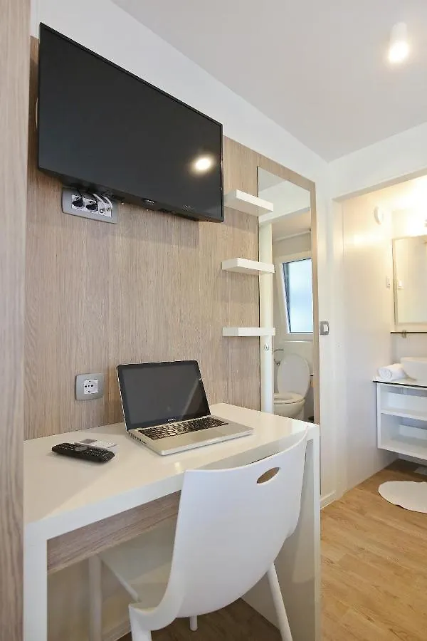 Mobile Homes & Bungalows Ljutic Biograd Na Moru 3*,