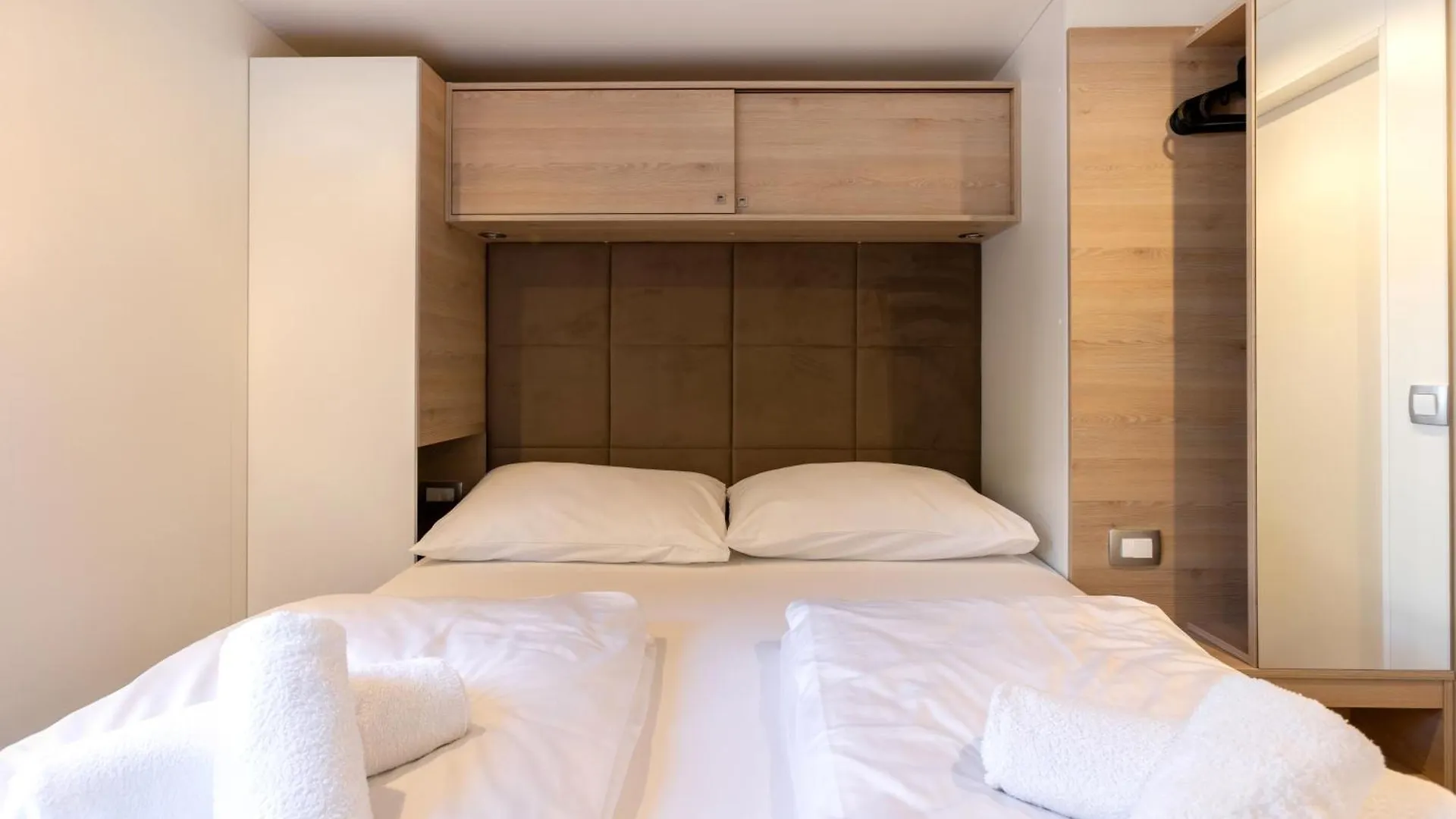 Mobile Homes & Bungalows Ljutic Biograd Na Moru Holiday park